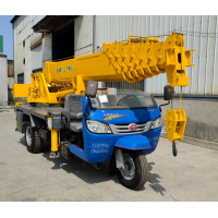 农用三轮底盘吊车 建筑工程小型三马子吊 三轮车菱形吊机